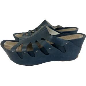 Tsubo Sinora Wedge Sandals Womens 8 Blue Vegan Leather Comfort Slides Retro Navy